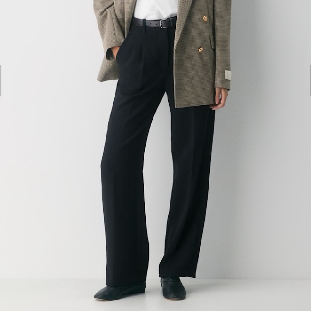 Aritzia Effortless Pant - Crepette
